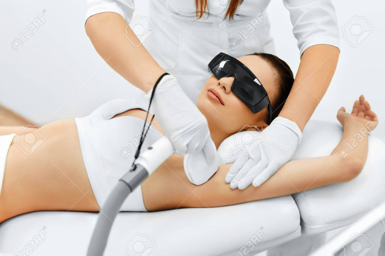 Medicina Estetica - Cura del Corpo - Trattamento Laser Depilatorio Epilatorio